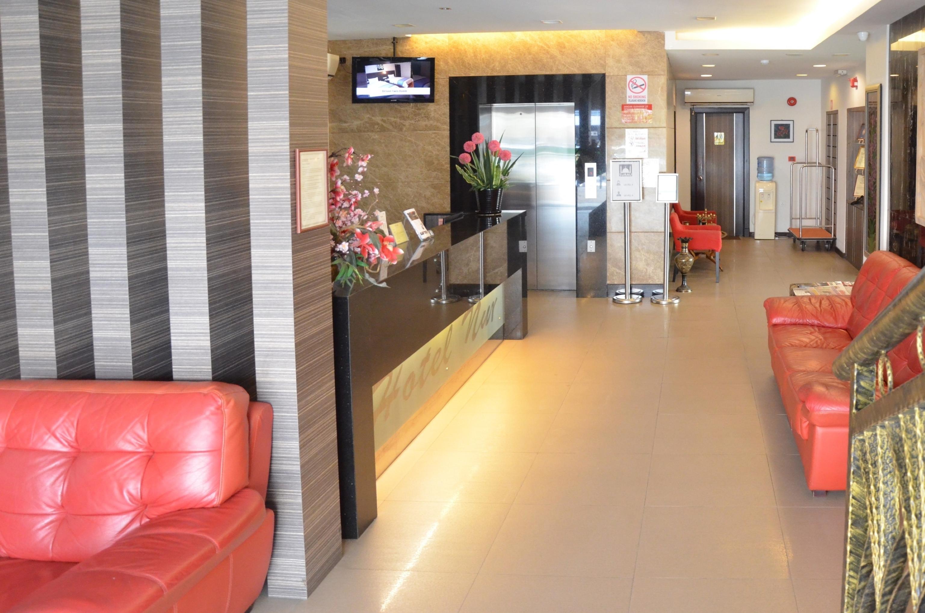 Super Oyo 985 Hotel Nur Miri Extérieur photo